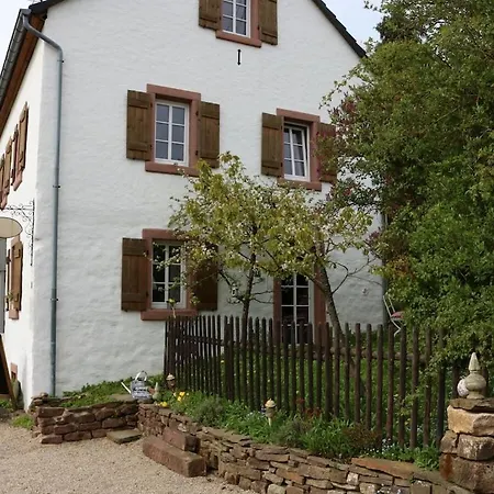 With 3 Bedrooms Dreis-Bruck