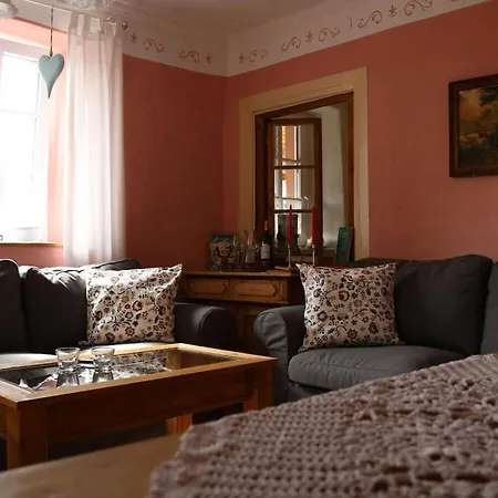 With 3 Bedrooms Holiday home